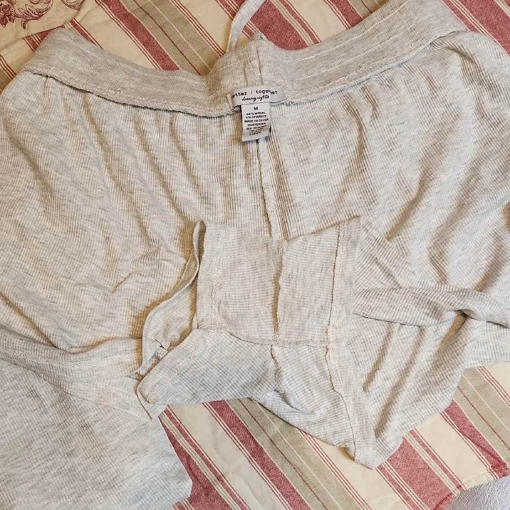 Better Together Heather Gray Pajama Short Set Women's Medium - Picture 5 of 7